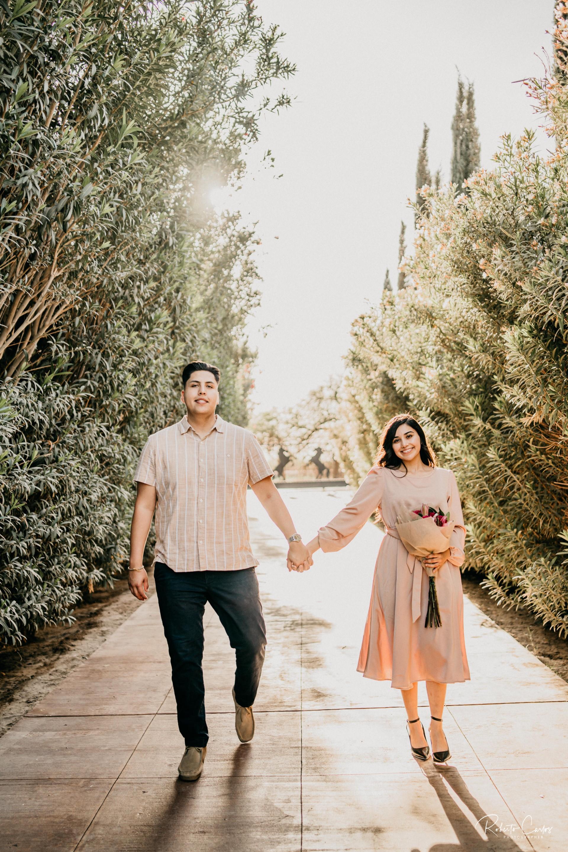 The Wedding Website of Natalie Dominguez and Isac Acosta