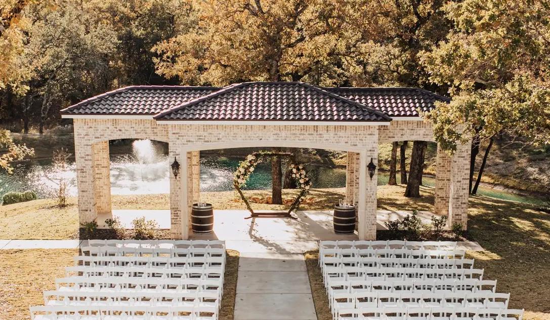 The Wedding Website of Baylie DeViney and Chance Turney