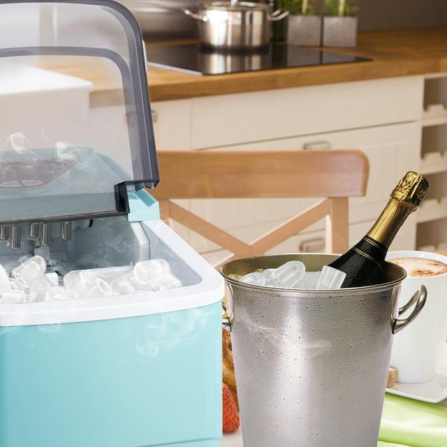Auker 26 Lb. lb. Daily Production Portable Ice Maker