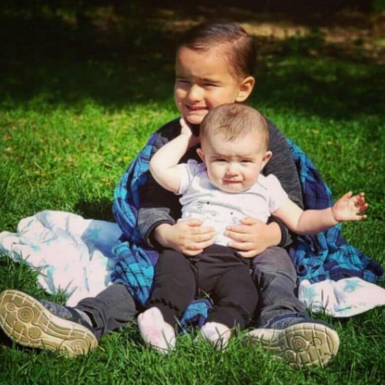 Mama's babies posing for an early Easter photo @ Descanso Gardens. Photo courtesy of Darlene Ralson.