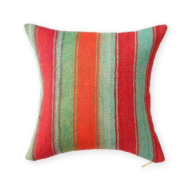 Frazada XII - Throw Pillow