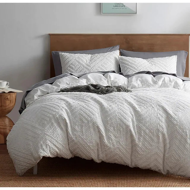 Nestl 3 Piece Tufted Boho Duvet Cover, King Size Textured Duvet Cover Set with Zipper Closure - White
