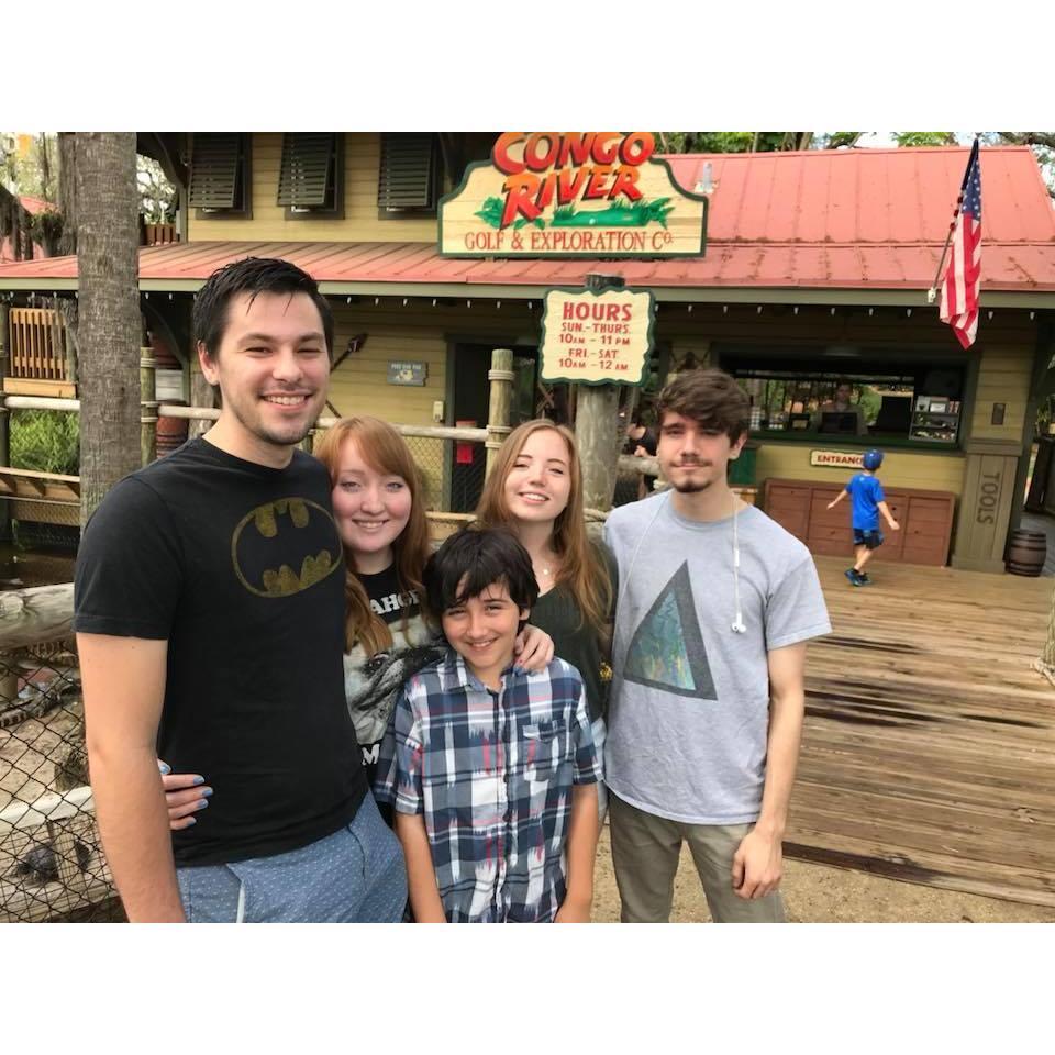 Mini golfing!