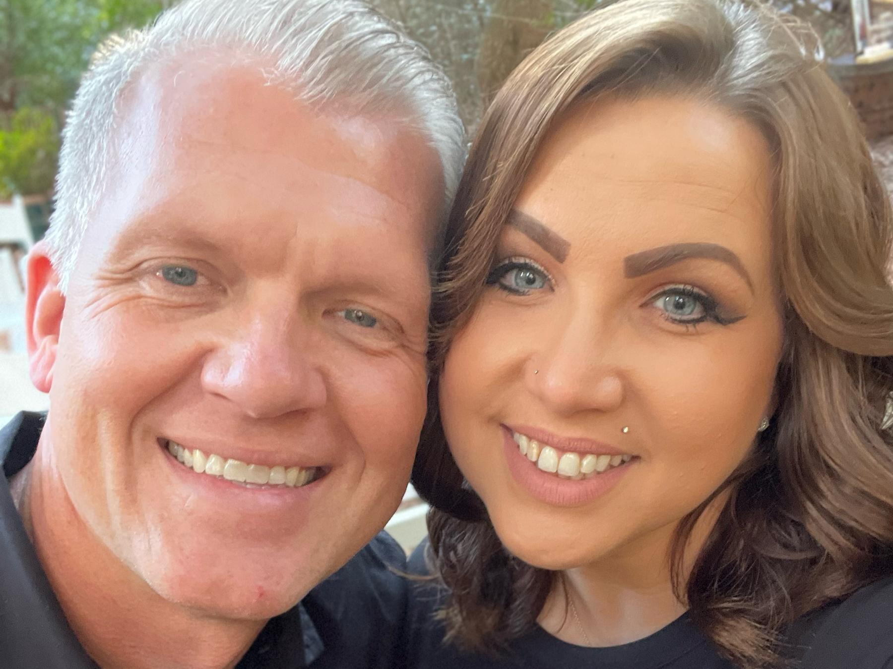 The Wedding Website of Briana Gee and Robert Burell