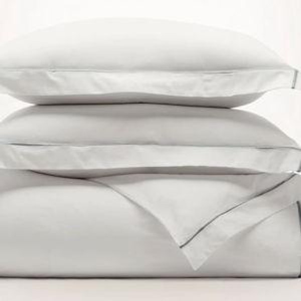 Signature Embellished Sheet Set - White/Shore/Sand Sail Stitch - king w/ king casses