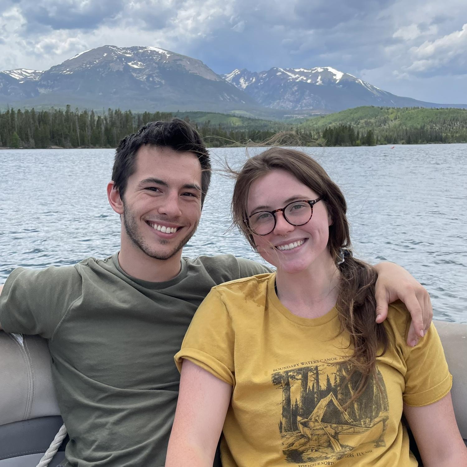 Pontoon boat ride on the Dillon Reservoir in Dillon, CO with the Straub family!