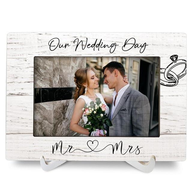 Luipk Mr and Mrs Wedding Gifts 4x6 Picture Frames, Wedding Gifts for Newlyweds Engagement Gifts for Couples Wood Photo Frame, Newly Married Couple Gift Engaged Gifts for Wall and Tabletop Display