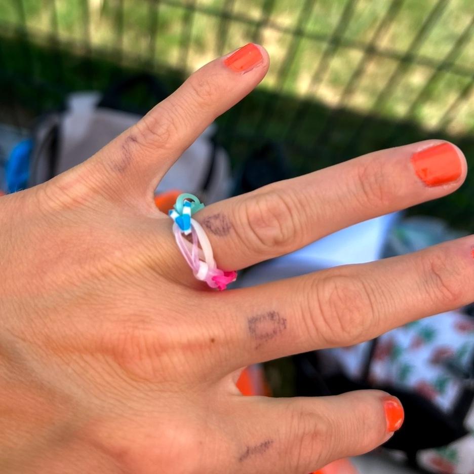 A little bit of foreshadowing from a ring one of Kylee's Seals swimmers made for her!