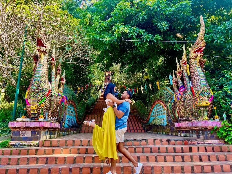 The Wedding Website of Roshni Desai and Akash Shah
