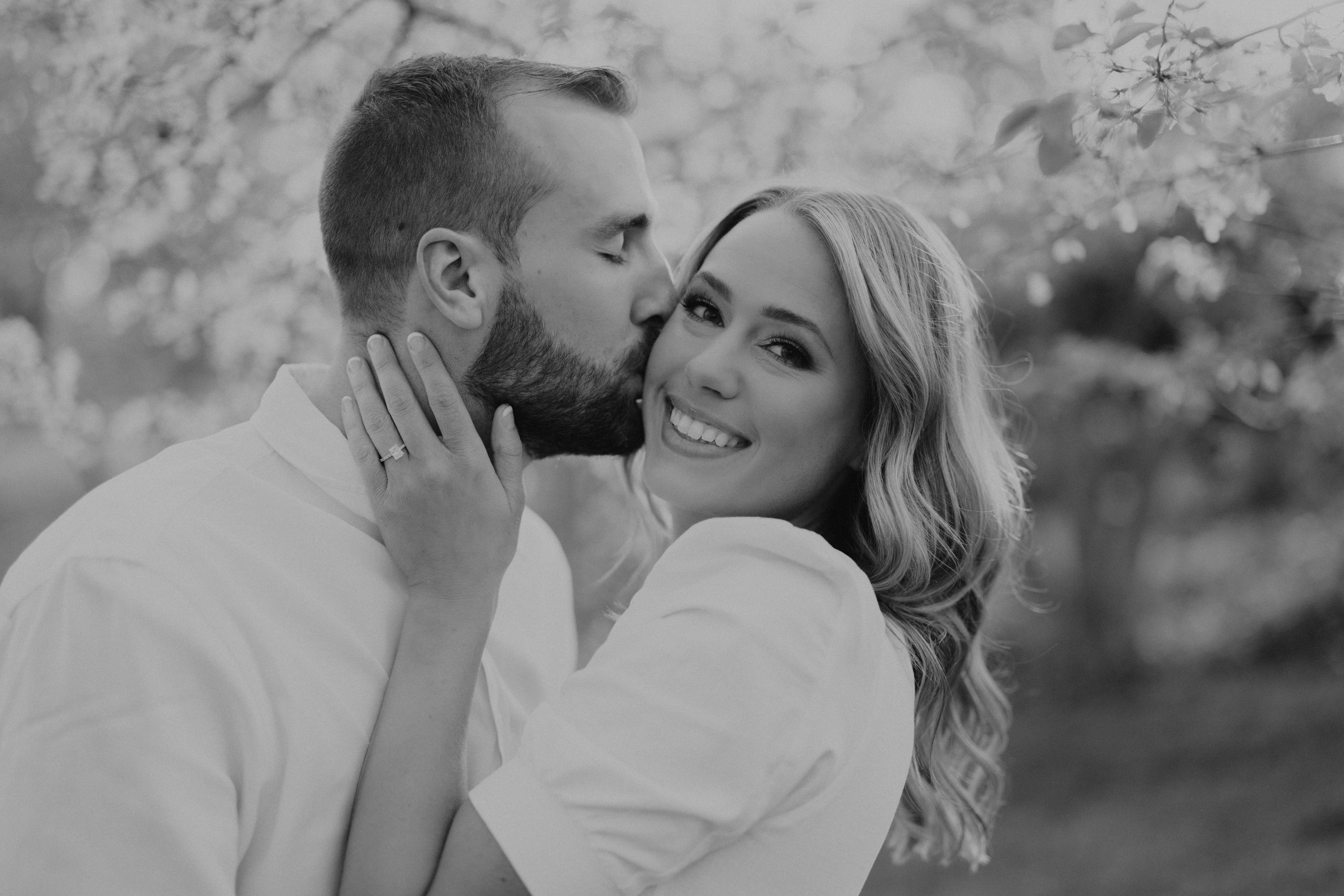 The Wedding Website of Holly Detlef and Michael Mcparlane