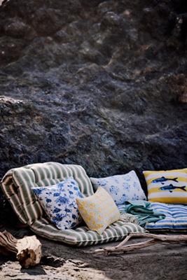 Tufted Cotton Floor Cushion, Striped