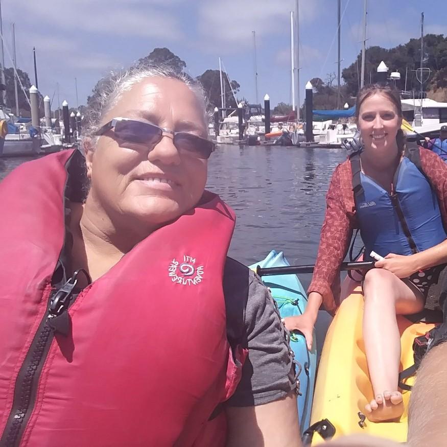 Leona & Janet
Kayaking
Santa Cruz - 08.2020