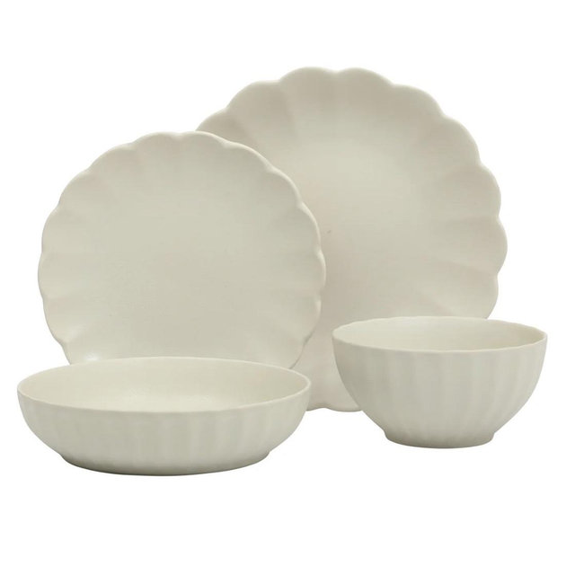 White Gibson Elite Malibu Shore 16 Piece Scallop Stoneware Reactive Glaze (Service for 4) Ceramic Plates and Bowls Dinnerware Set