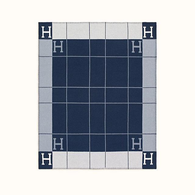 avalon-iii-throw-blanket--102665M 60-worn-2-0-0-850-850_b.jpg (850×850)