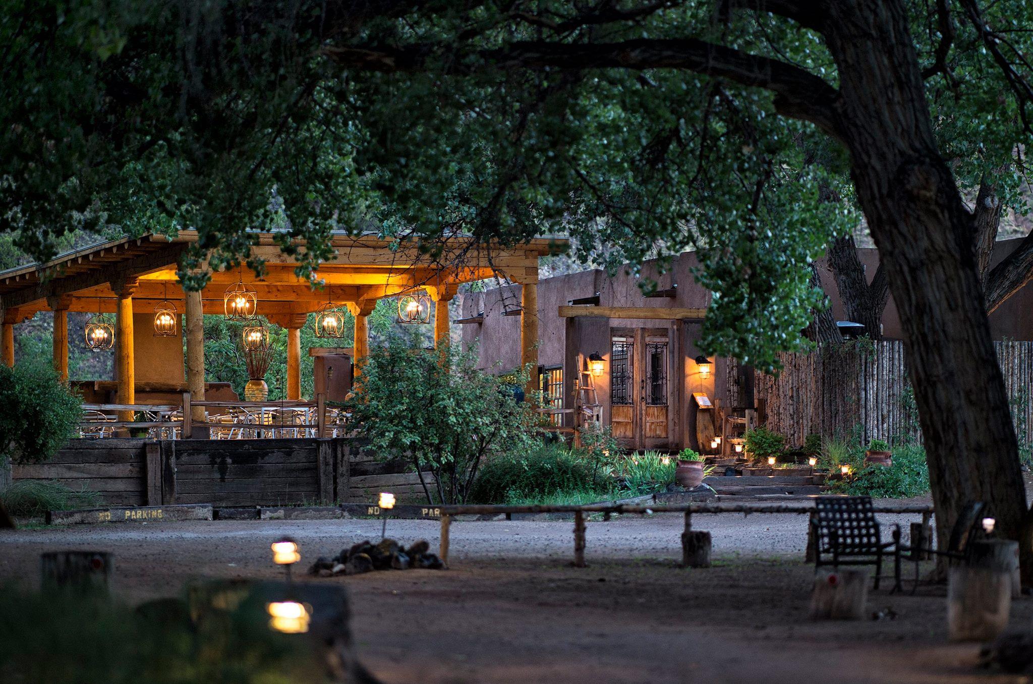 The Wedding Website of Hannah Davenport and Kyle McFarland