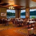 THE BOAT CLUB