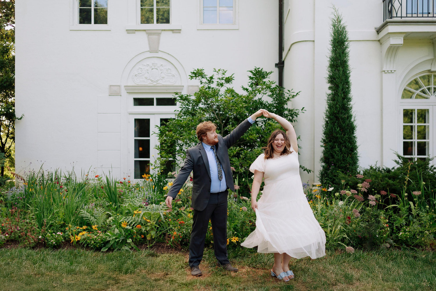 The Wedding Website of Mackenzie Thompson and James Jones