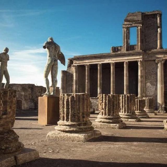 Guided Tour of Pompeii