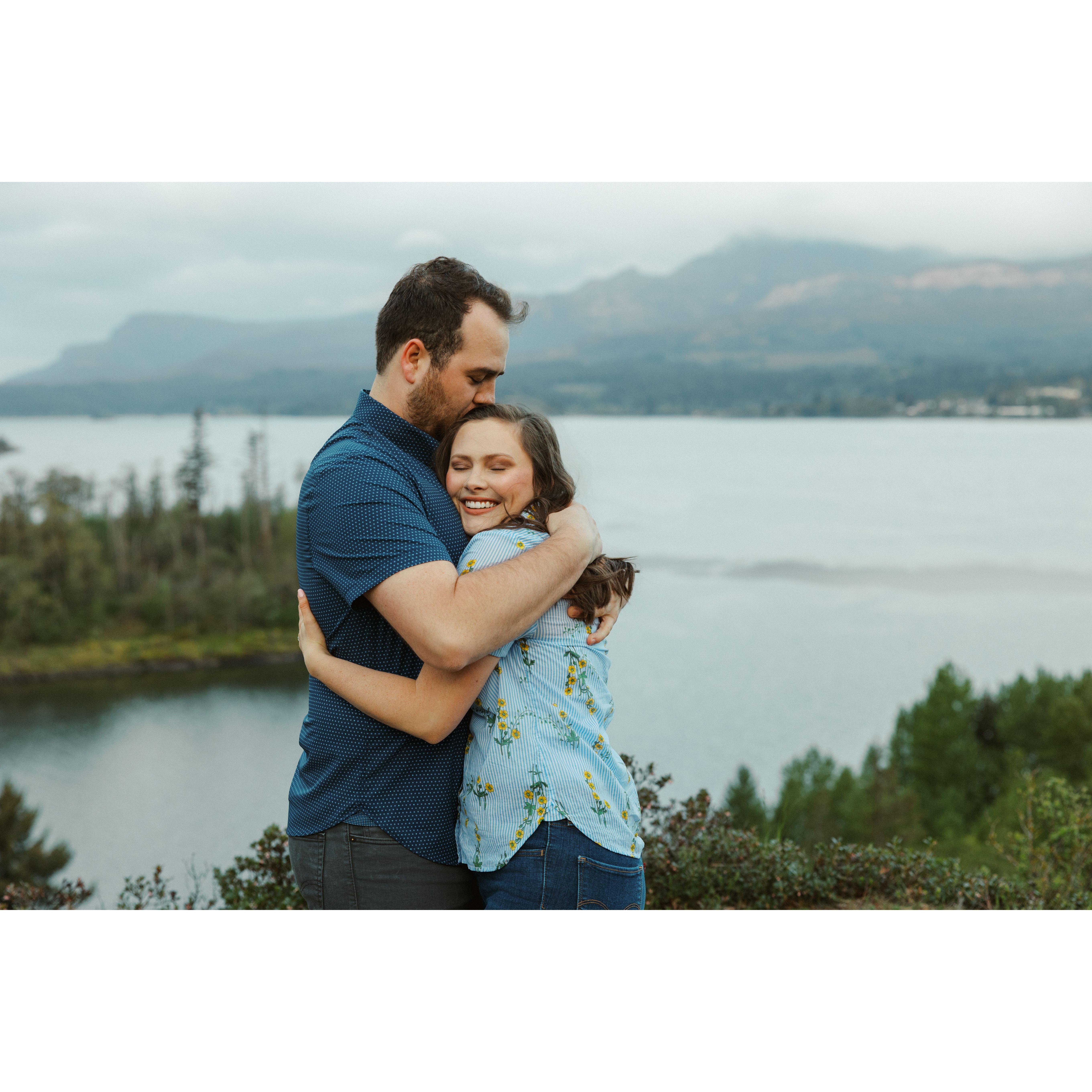 Engagement photos, Hood River, OR - April 2024
