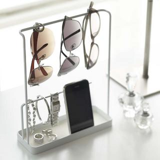 Tower Accessory & Glasses Stand