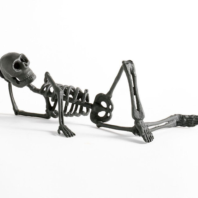 Relaxing Skeleton Object, Black