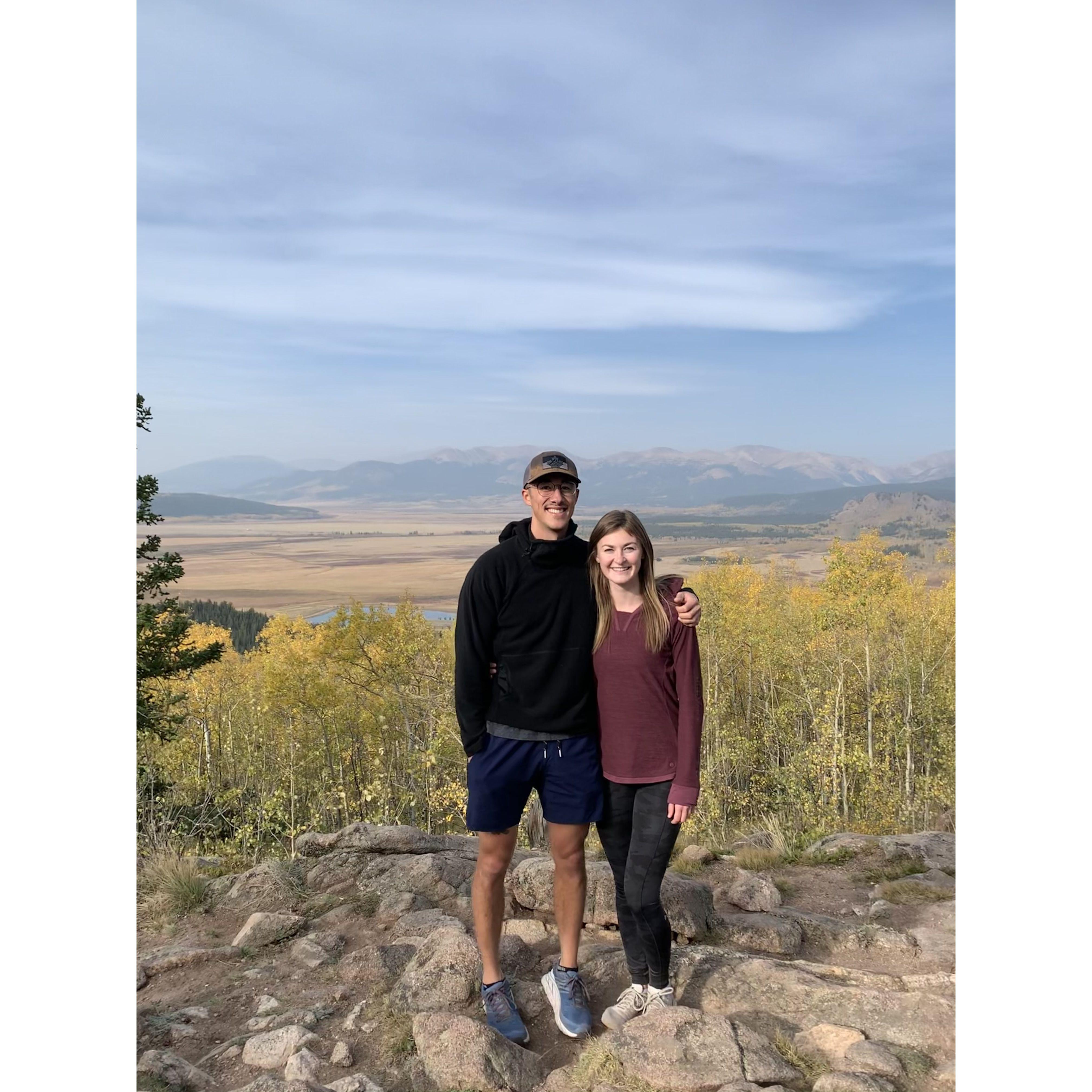 Leaf peepin'