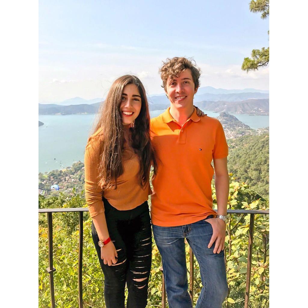 Viajando por México juntos.❦