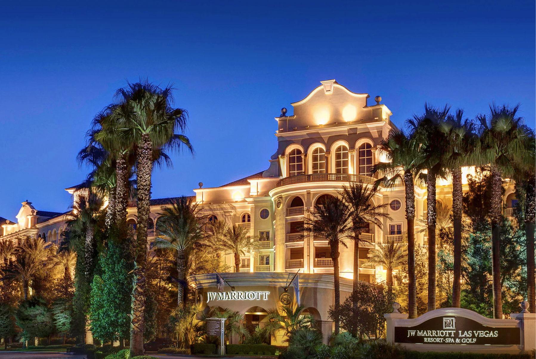 The Wedding Website of Talaya Logan and Kayvon Miller