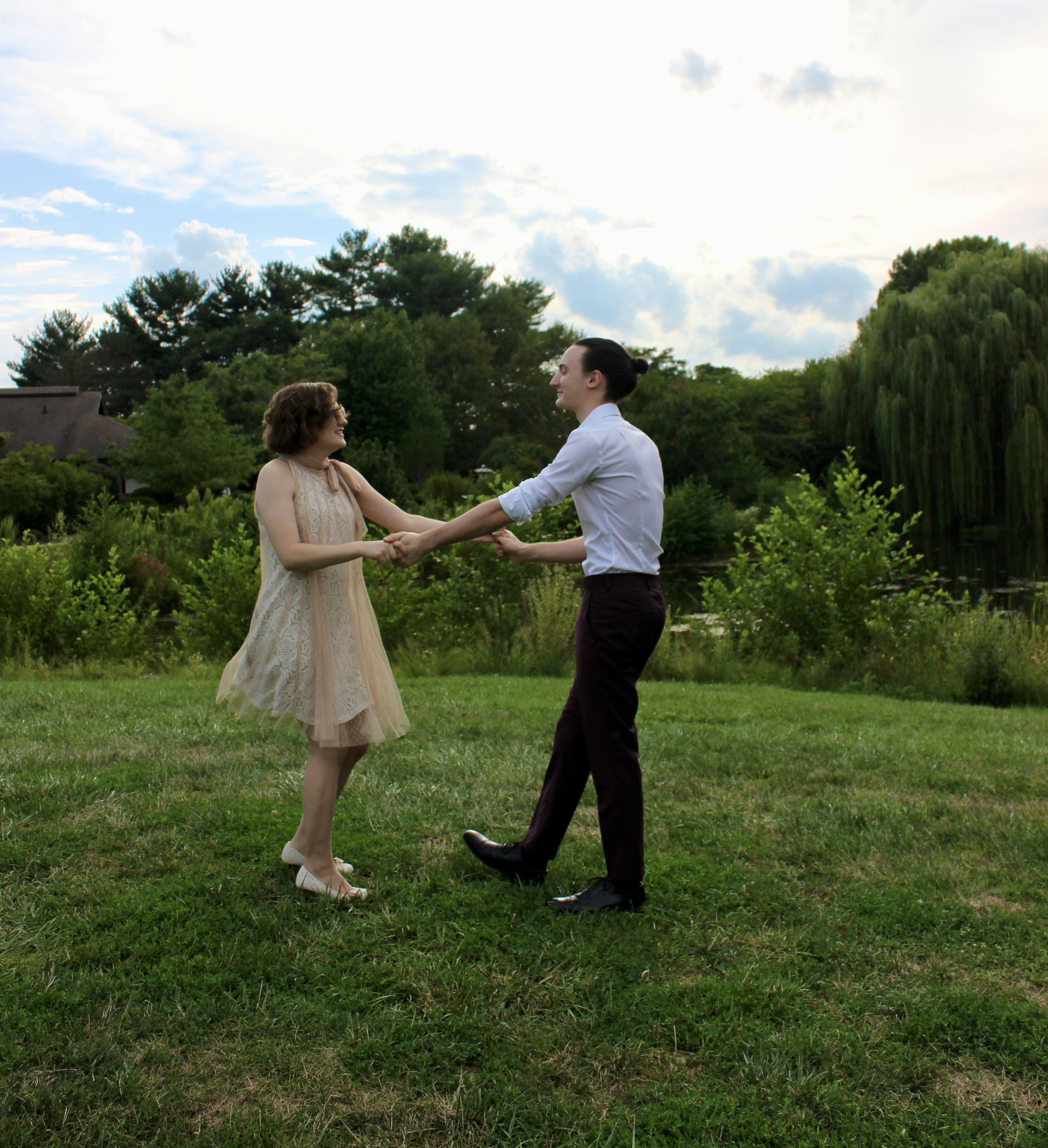 The Wedding Website of Julia Mays and Gavin Hardin