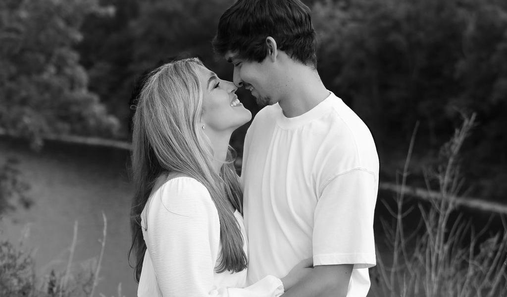 The Wedding Website of MaKayla Kinross and Tyler Reis
