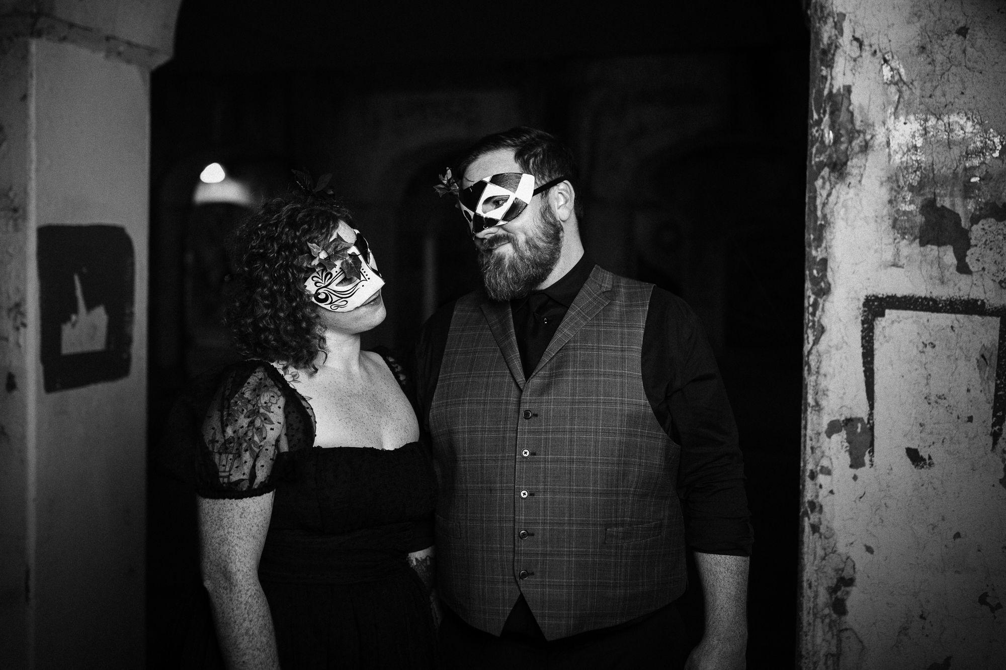 The Wedding Website of Nicholas Kuntzman and Melinda Bunnage