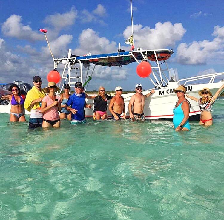 Ay Carumba boat adventure day to El Cielo with friends