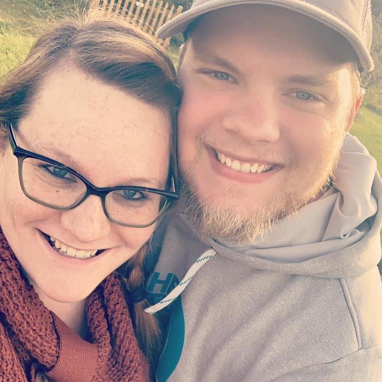 Fall is our favorite time to adventure to different apple orchards! Our first orchard of fall 2019