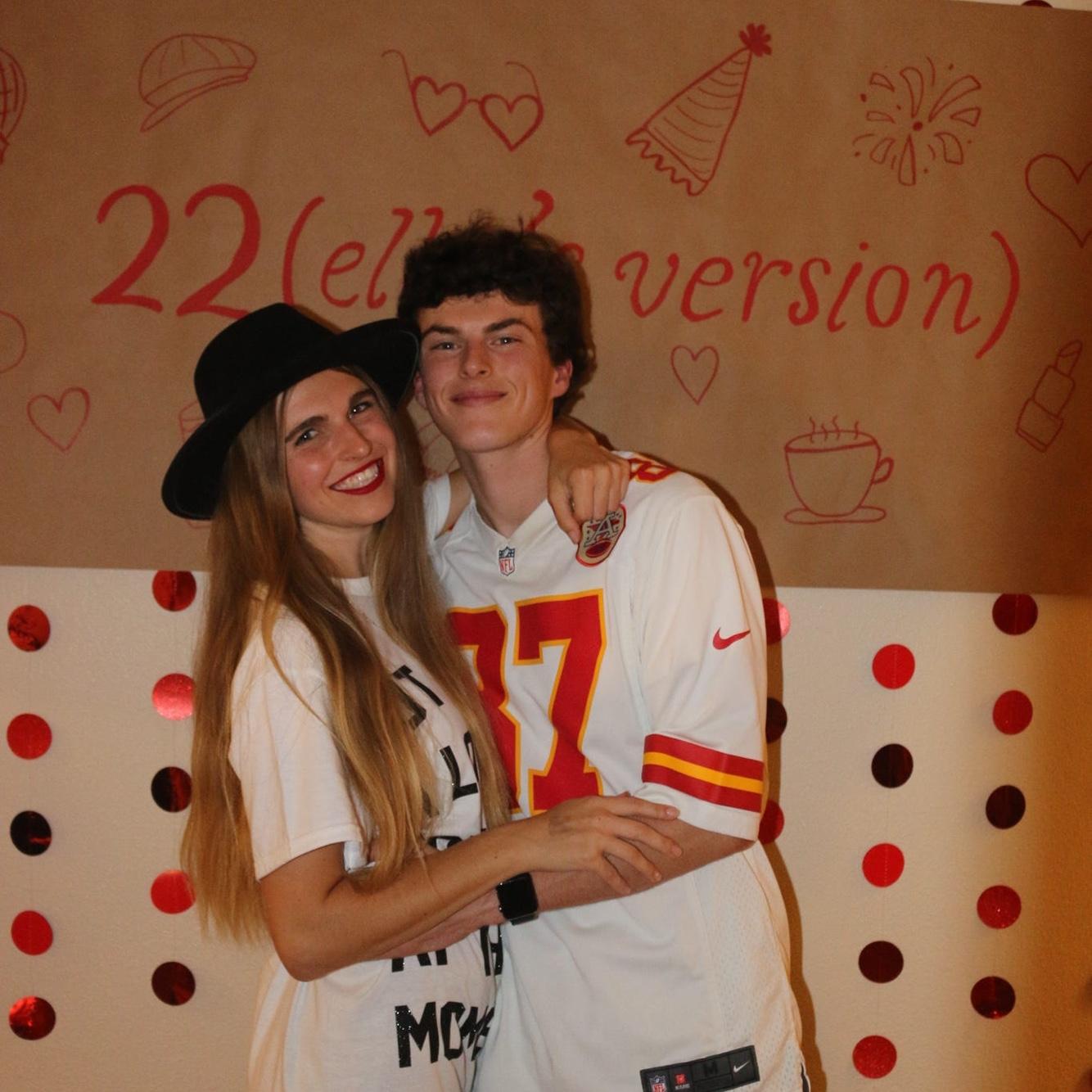 This moment had to be documented as Jake earned best boyfriend ever award for wearing his least favorite team’s NFL jersey in order to dress up as Taylor Swift and Travis Kelce for Ella’s 22nd!