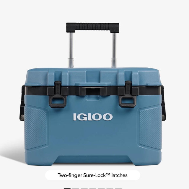 Trailmate® 52 Qt Roller Cooler