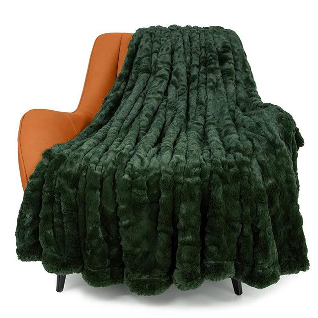 TOONOW Fuzzy Blanket Cozy Faux Fur Luxury Throw Blanket, Extra Soft, Double Sided, Fluffy, Plush Warm Throw Blanket for Couch Sofa Bed, 51''x67'' (Olive Green)