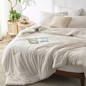 Bedsure Comforter Set – Soft All-Season Bedding with Cationic Dyed Fabric