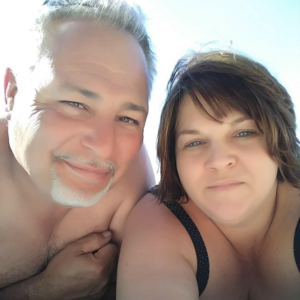 I INTRODUCED HIM TO ONE OF MY FAVORITE PLACES- GOOSE CREEK. I LOVE THAT HE LOVES THE SIMPLE THINGS LIKE A DAY OUT AT THE WATER, JUST RELAXING