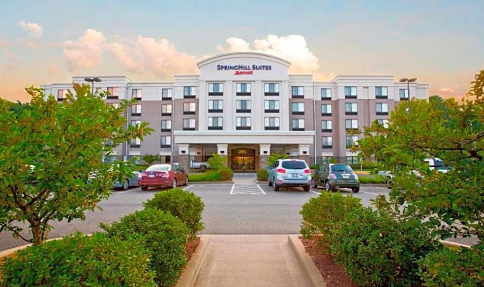 The Wedding Website of Raj Davis and Elisha Hubbard