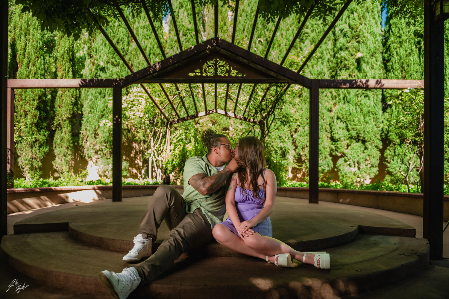 The Wedding Website of Cidney Robertson-Benta and Craig Montford