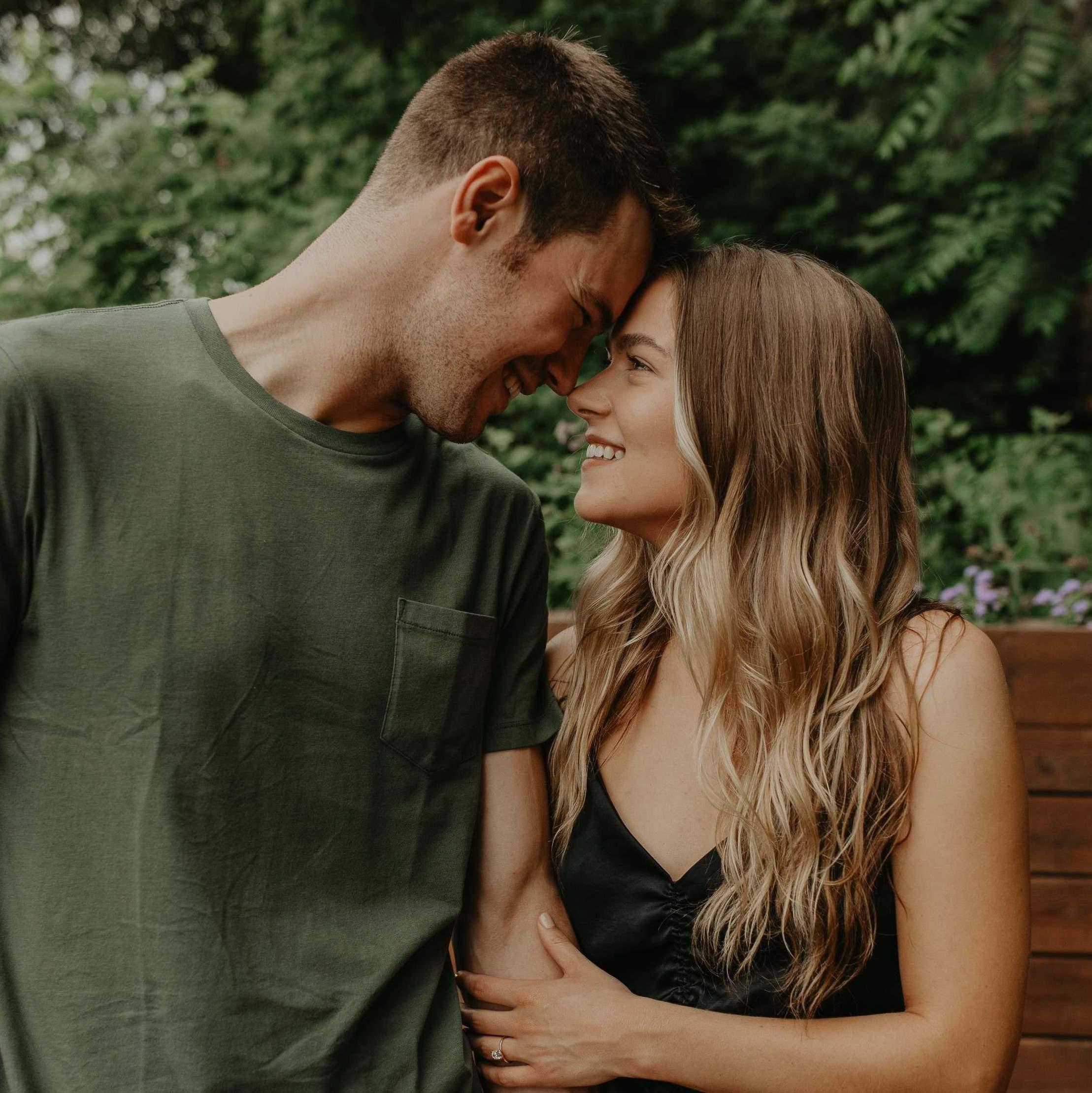 July 2022: Engagement is such a fun stage of life. We spontaneously booked another engagement shoot with the AMAZING Heidi Emerick!