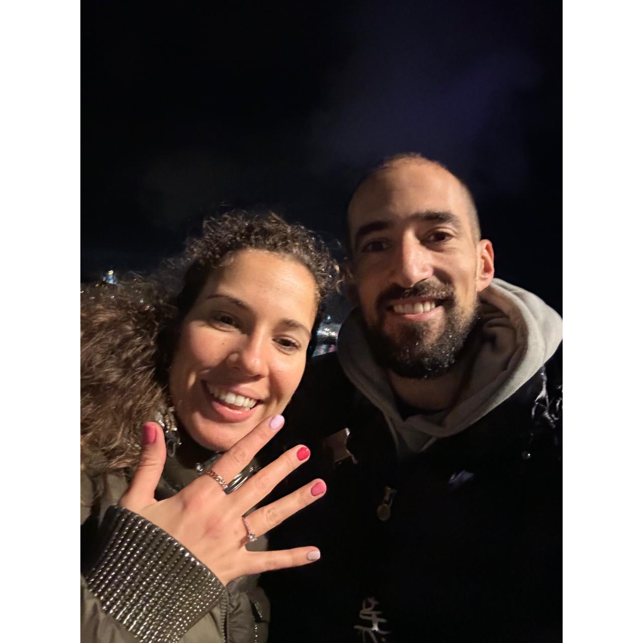 Francia-lluvia-frizz-propuestadecasamiento 😂