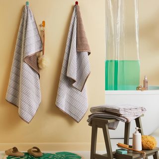 Play Reversible Terry Bright Bath Towel, Set of 4