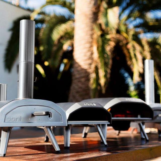 Ooni Karu 12 Multi-Fuel Pizza Oven