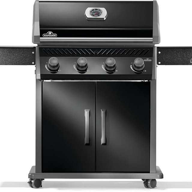 Napoleon Rogue 525 Propane Gas Grill, Black, Durable 4-Burner BBQ