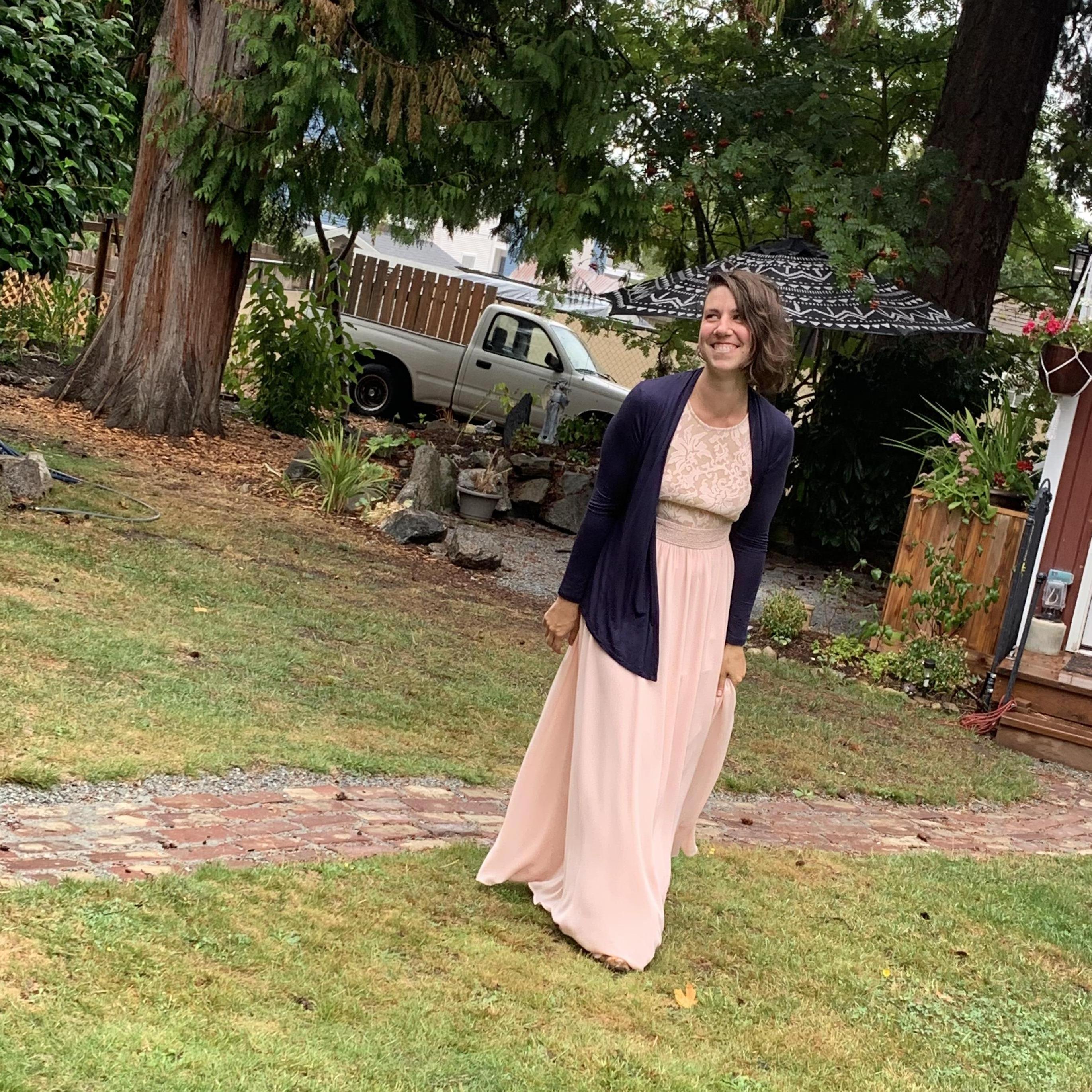 Katie's first look at Robin, before the wedding.