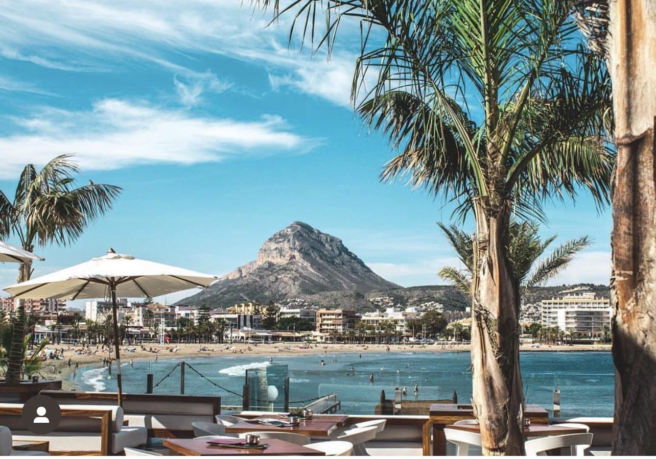 The Wedding Website of Kelly Cook and Adam Kerley