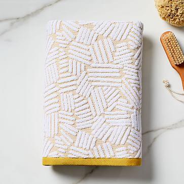 Organic Dashed Lines Sculpted Towel, Bath Towel, Dark Horseradish