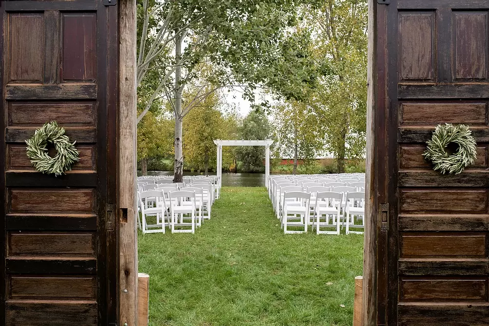 The Wedding Website of Leah Cameron and Mike Bernhard