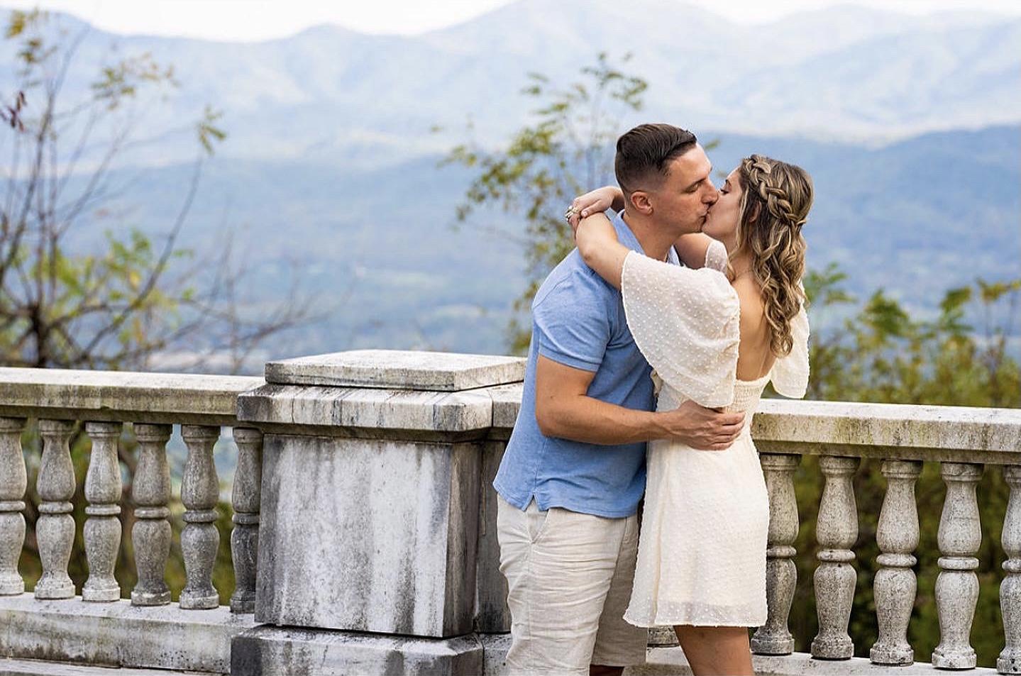 The Wedding Website of Taylor Babin and Jonathan Wengloski